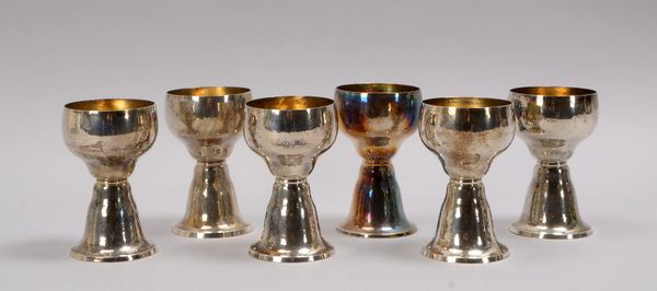 Satz Pokalbecher, 800 Silber (punziert 'Halbmond/Krone'), Innenvergoldung, 6 St.
