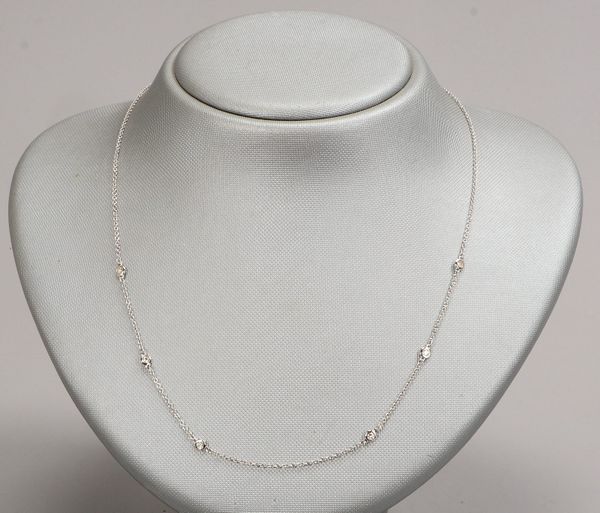 Halskette, 750 WG (gest.), 6x Brillanten/zus. ca. 0,22 ct; Länge 44 cm