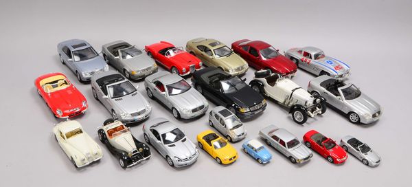 Kleine Modellfahrzeug-Sammlung, versch. Hersteller/div. Oldtimer-Modelle