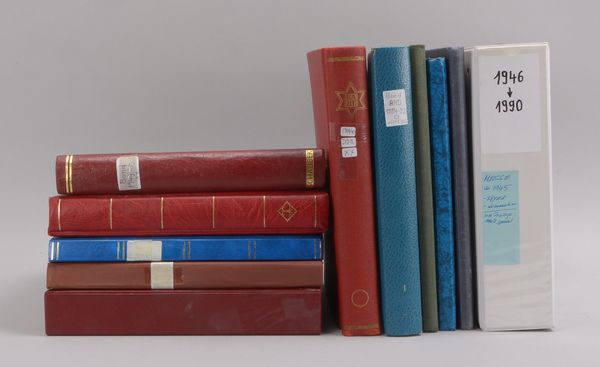 Briefmarken, verschiedene Sammelfelder: 1 Album mit Werbemarken, 1946 - 1990, 2x Alben 'SBZ'/'DDR'
