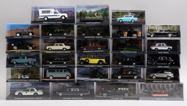 Kl. Modellfahrzeugsammlung, Automodelle ('James Bond 007'), Maßstab '1:43', 27 St.