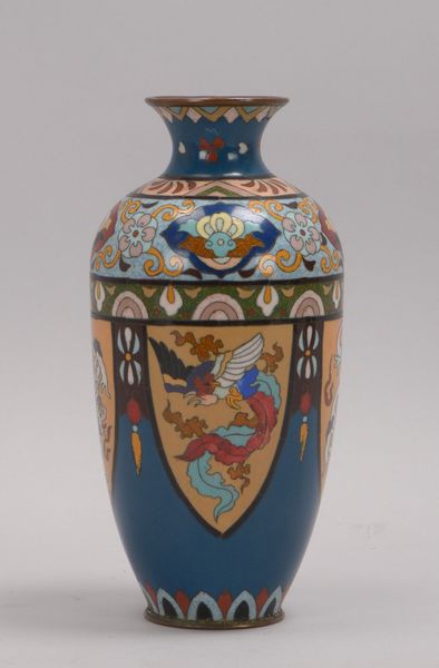 Tischvase (China), Cloisonnéarbeit, Höhe ca. 24 cm