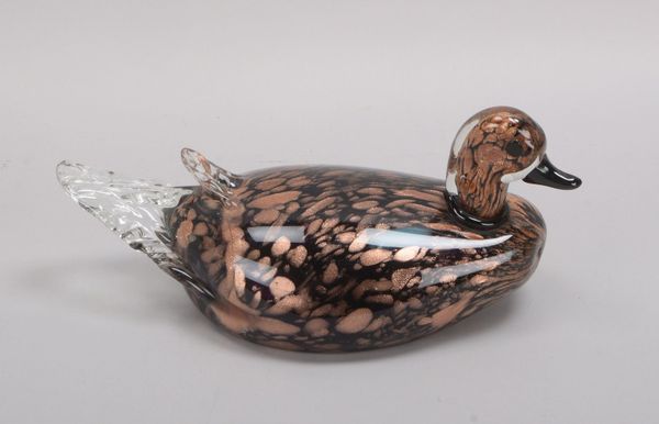 Künstler-Glasobjekt (Murano?), 'Ente', mit Goldflimmer und Klarglas-Überfang