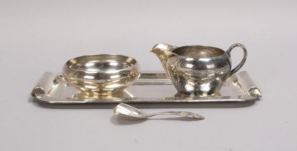 B.W.K.S., Zucker/Sahne, 835 Silber, auf Wilkens-Tablett, 830 Silber, mit Zuckerschaufel