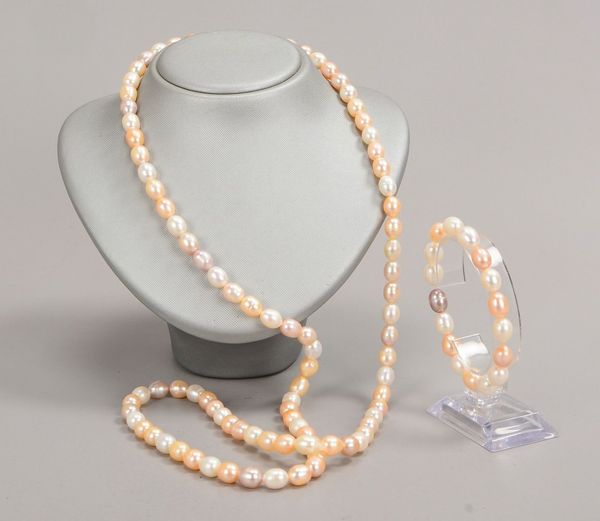 Schmuckset, Süßwasserperlen/guter Lüster, 2-tlg.: Collier und Armband