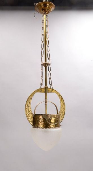 Deckenlampe (Art déco-Stil), 1-fl., mattiertes Glas; Abhänghöhe ca. 90 cm