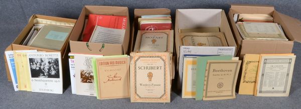 Gr. Notensammlung für Orchester: umfangr. Klassik-/Romantik-Repertoire, 5x Kartons