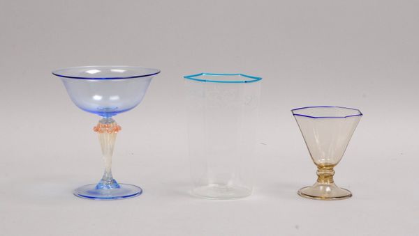 3 Murano-Trinkgläser: 1x graviert, 1x kl. Likörglas/8-eckig, und 1x Champagnerschale