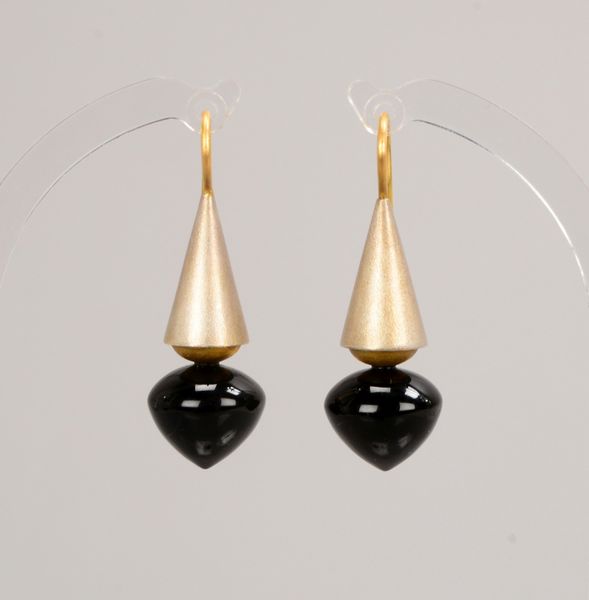 Erich Hergert/Bremen, Paar Ohrhänger, 925 Silber/900 Gold, mit Onyxbesatz