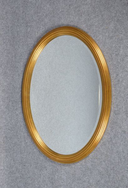 Wandspiegel, ovale Form, Rahmen mit fac. Spiegelglas; Maße 80 x 56 cm