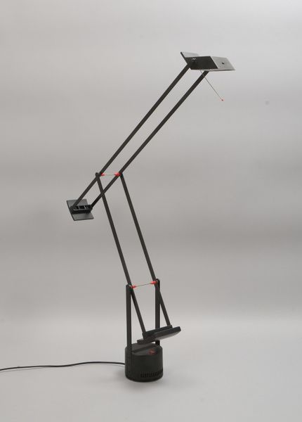 Artemide, Designer-Schreibtischlampe, 'Tizio', schwenkbar, Entw.: Richard Sapper