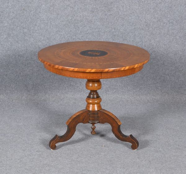 Antikes Tischchen, runde Platte auf Mittelfuß, Edelholz-Intarsien; Höhe 60 cm