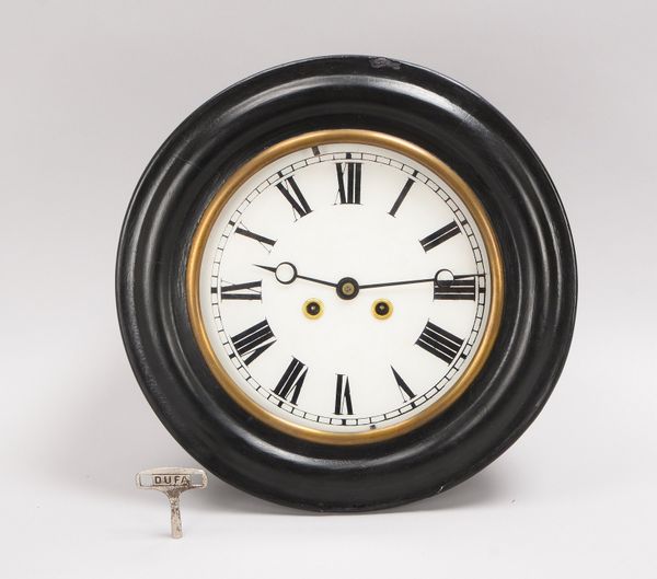 Wanduhr, Kienzle, sog. 'Ochsenauge', Ziffernblatt neu, Schlüsselaufzug - gängig
