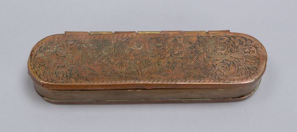 Tabatière (um 1700), Messing/Kupfer, im Deckel mit ziseliertem Dekor