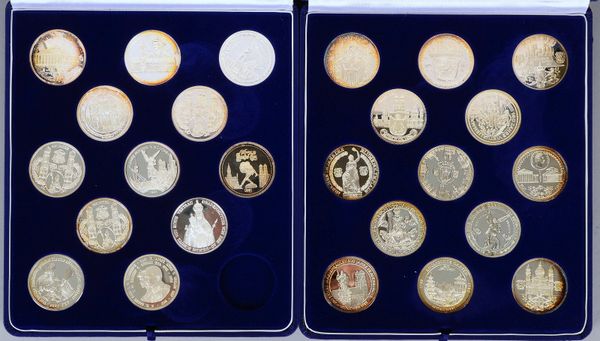 20x Silbermedaillen, 'Ars Scientia Artificium Industria', 999,9 Silber, und 5x weitere