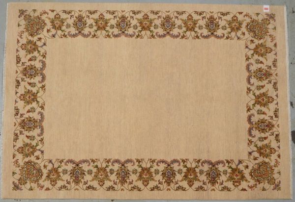 Farahan, Schurwolle, mittelfeine Kn., Pflanzenfarben, hellgr./Keshan-Must., dichter Flor