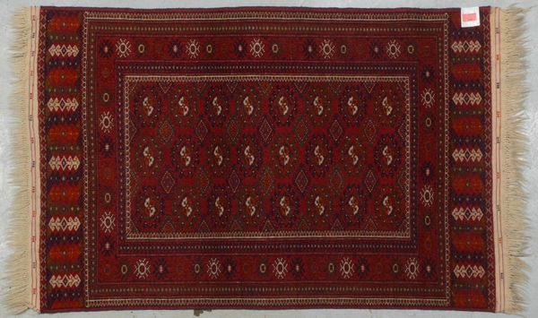 Bukhara-Orientbrücke, mittelfeine bis feine Kn, flacher Flor - in gutem Zustand