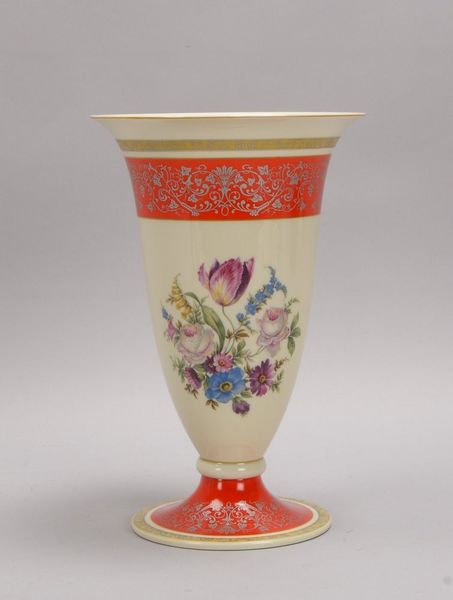 Rosenthal, Art déco-Vase, elfenbeinf., mit ornamentalen Verz./Bemalung