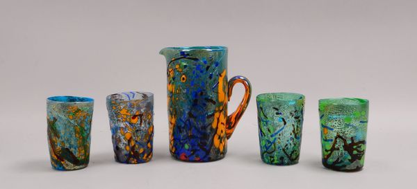 5-tlg. Gläser-Set (Murano), mit Wasserkrug; Höhe Krug 22 cm, Höhe Glas je 13 cm