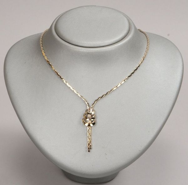 Collier, 585 WG (gest.), mit 2x kl. Diam., Steckschließe; Länge 45 cm, Gew. 16,90 g