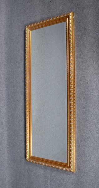 Wandspiegel, Holzrahmen vergoldet, mit fac. Spiegelglas; Maße Spiegel/sichtbar: 130 x 40 cm