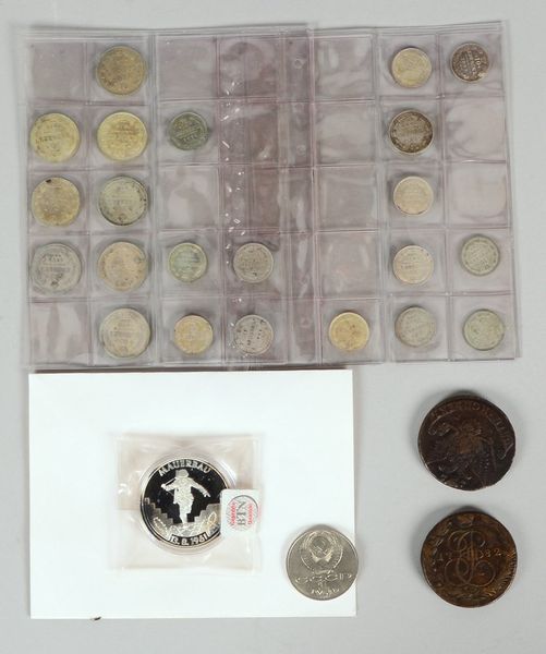 Münzsammlung (Russland), 1782 - 1915, 25x 'Kopeken', div. Jg.; dazu 1x '1 Rubel, 1987'