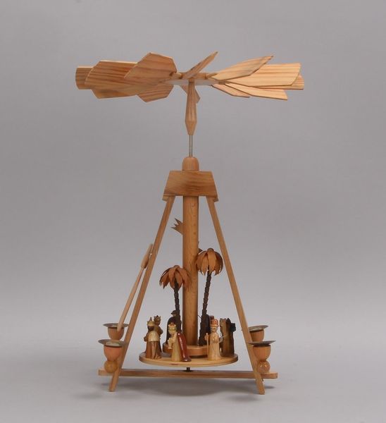 Orig. Erzgebirge-Holzschnitzkunst, 'Weihnachtspyramide', kompl. - in gutem Zustand!