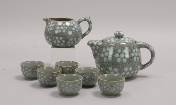 Jianxin, Xu, Künstlerkeramik, Teeservice, seladonfarben, komplett für 6 Pers.