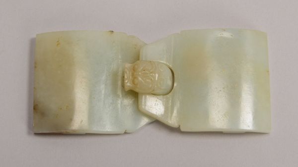Gürtelschnalle (China), Jade, 2-teilig - aus Sammlungsauflösung