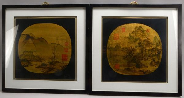 2 Wandbilder, 'Landschaftsmotive', goldf. Grund/schwarz lackierte Platte, 1x sign.