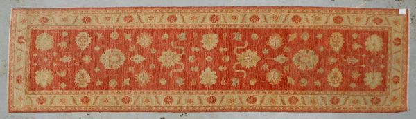 Ziegler-Orientgalerie, feste Kn., Pflanzenfarben, gleichm. Flor - guter Zust.