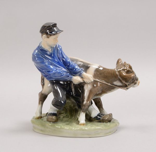 Royal Copenhagen, Porz.-Figur, 'Hirtenjunge mit Kalb', Mod. '772', Entw. Chr. Thomsen