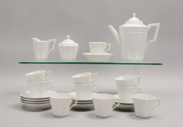 KPM, Kaffeeporzellan, Dekor 'Kurland': Kanne, Zucker und Sahne, 8x Tassen mit 10x UT