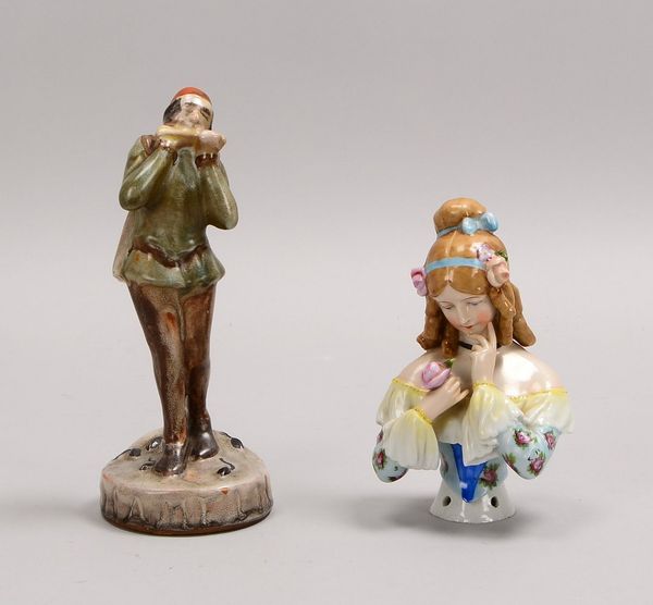 2 Porz.-/Keramikfiguren: Wallendorf, 'Frauenbüste', und 'Rattenfänger von Hameln'