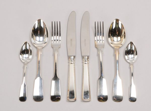 Koch & Bergfeld, Tafelbesteck, 800 Silber, mit Spatenmuster, für 2 Pers. - neuwertig!