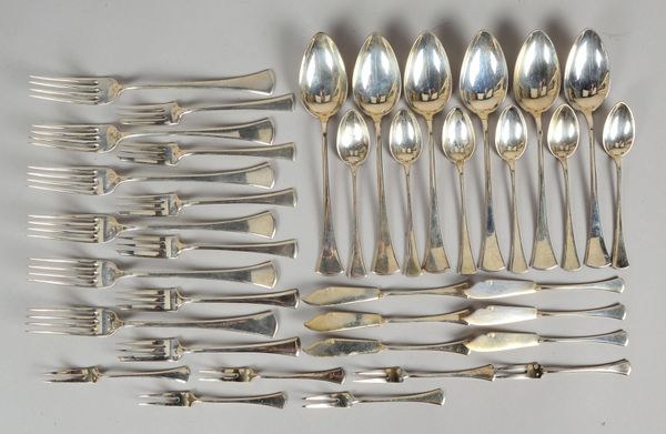 Tafelbesteck, 800 Silber, mehrf. punz. ('KS' und 'Stadtbeschau'), für 6 Pers., div. Teile