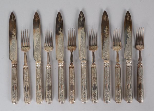 Tafelbesteck, antik, 925 Sterlingsilber, mehrfach punziert, für 6 Pers.; Gew. ca. 675 g
