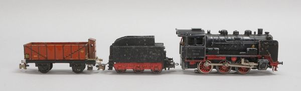 Modelleisenbahn-Sammlerlok, Märklin, 'Spur H0': 'Schlepptender-Lok RM800', mit 'Kohlenwagen 365'