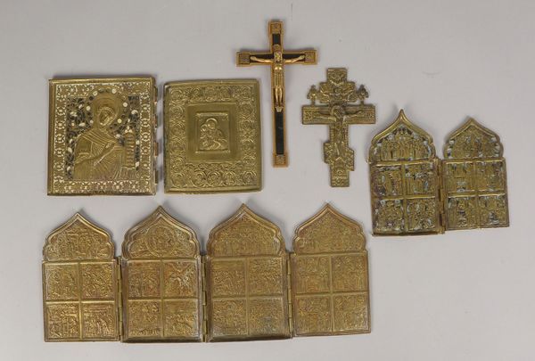 Reiseikonen-Sammlung, Bronze, 'Christl. Szenen', 1x als Tetraptychon; anbei 2x Kruzifixe