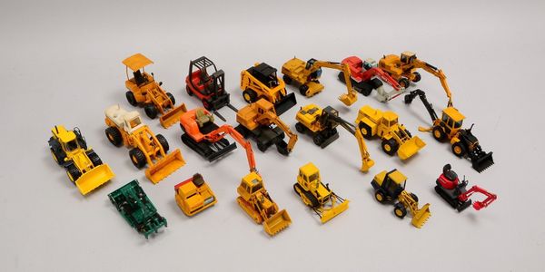 Komatsu, NGZ, Konrad, Cursor), Maßst. '1/25' und '1/50'