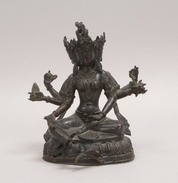 Bronzefigur, antik, 'Ushnishavijaya', 3-köpfig/8-armig mit Attributen; Höhe 18 cm