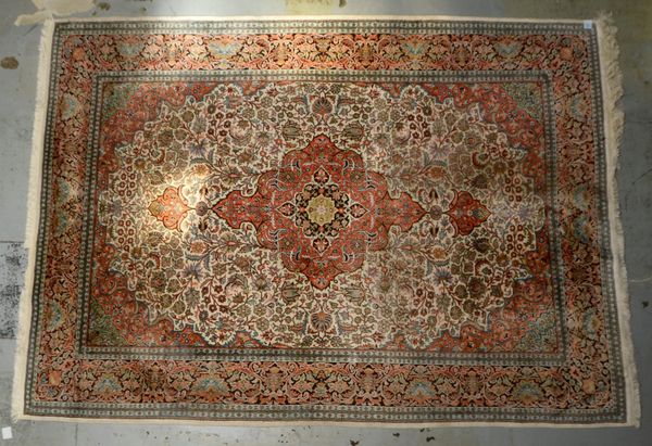 Kaschmir-Orientteppich, Seide auf Baumw., mittelfeine Kn., kompl., gleichm. Flor
