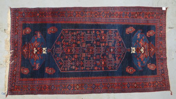 Orientteppich (Sare-Gebiet), feste Kn., hochflorig - in gutem Zustand; Maße 245 x 136 cm