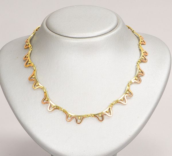 Collier, 585 GG/RG (gest.), mit Federringschließe; Länge 40 cm, Gew. 16,50 g
