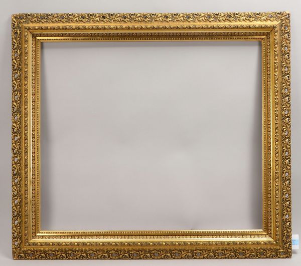 Bilderrahmen, Holz, mit durchbr. Rand; Falzmaße 84,5 x 72,5 cm, Ges. 104 x 91 cm
