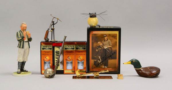 Golfsport-Memorabilia, untersch. Sammlerobjekte, teils mit Profi-Signatur
