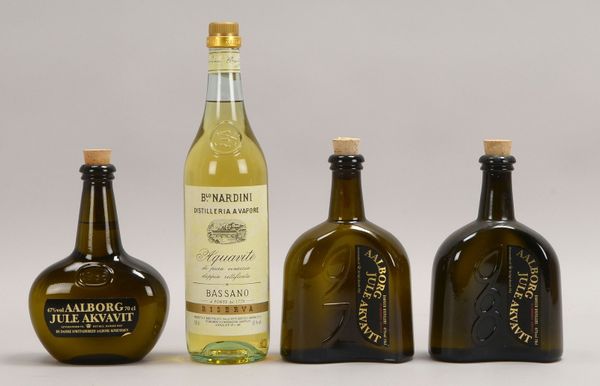 Sammler-Spirituosen, 4 Flaschen: Aalborg Akvavit, und Nardini Akvavit