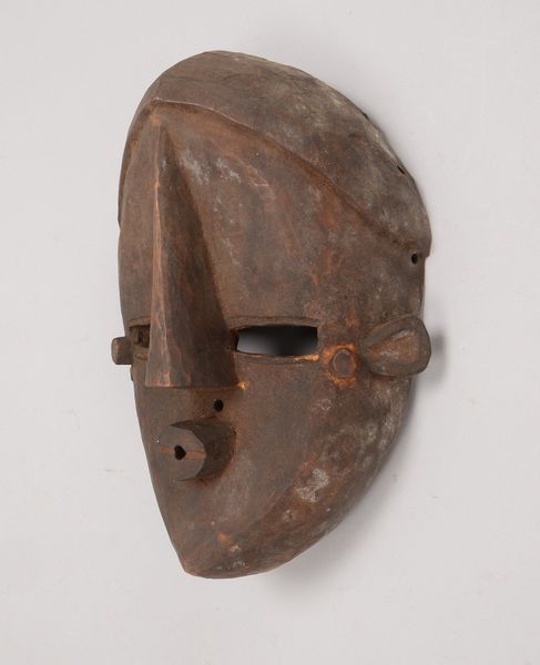 Tanz-/Ritualmaske (DR Kongo), Holz geschnitzt, stilisierter 'Männerkopf'; Länge 30 cm
