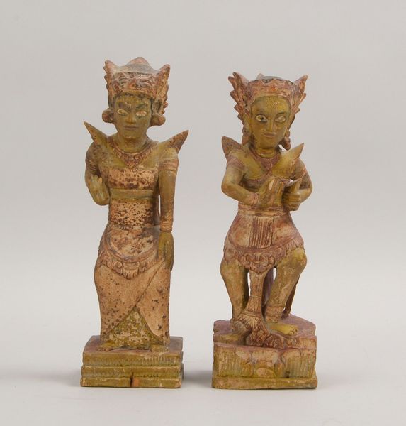 Paar Holzfiguren (Bali), 'Tempeltänzer', Holz geschnitzt; Höhe jeweils 26 cm