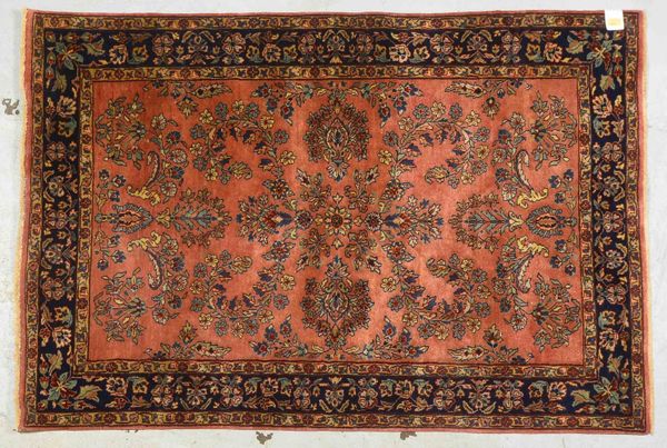 Sarough, mittelfeine Kn., hochflorig - in gutem Zustand; Maße 181 x 124 cm